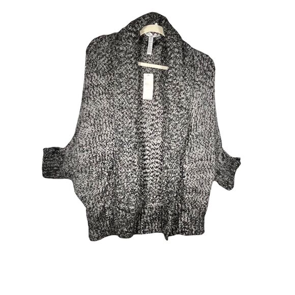 BCBGMaxAzria Sweaters - NEW BCBG Cardigan Sweater Womens One Size OS Marled Gray Chunky Knit Cocoon